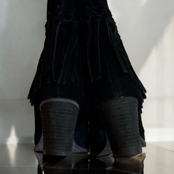 Sbicca “hard to find” BLACK Suede Macramé Fringe Boot. Vintage - Picture 16 of 16